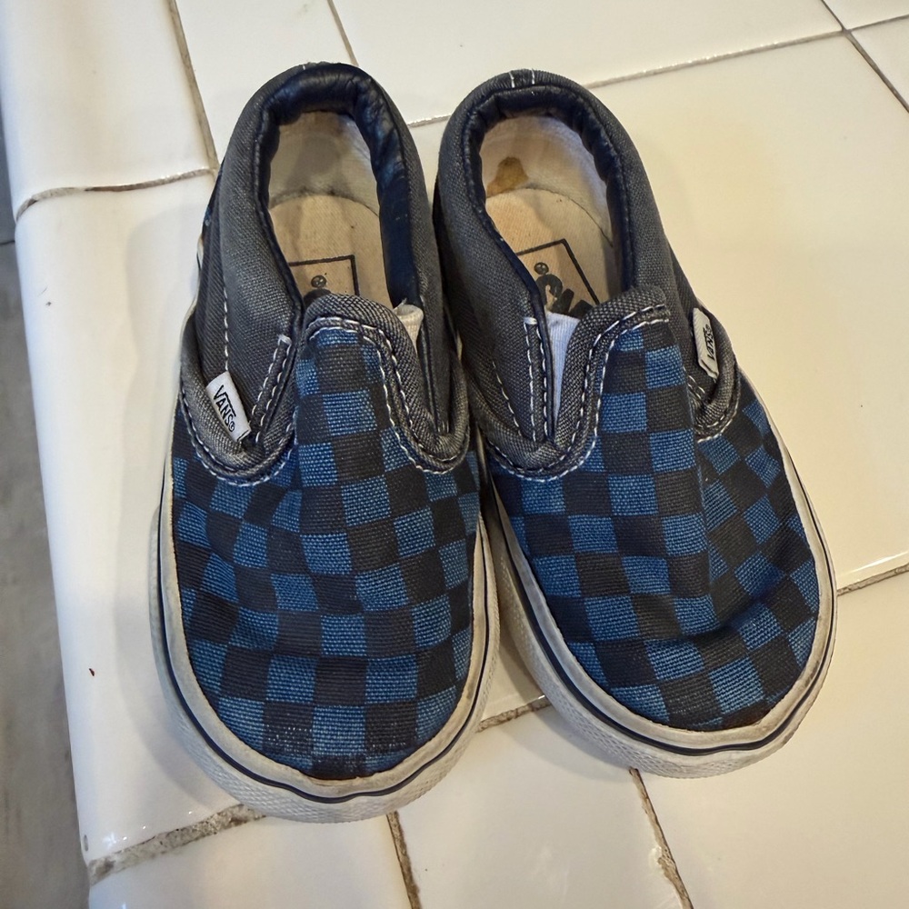 Vans Kids Slip-On Checkerboard in Blue and Black Canvas
